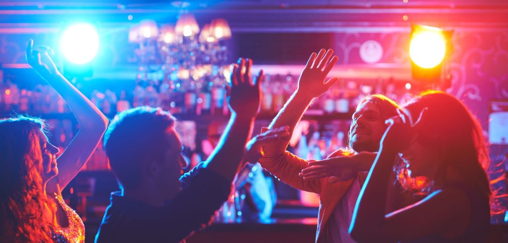 7 mejores canciones para fiestas privadas