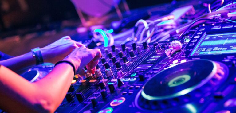 Precio de un DJ de bodas y eventos en Coruña